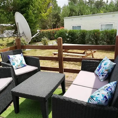 Mobilhome Camping La Lande *